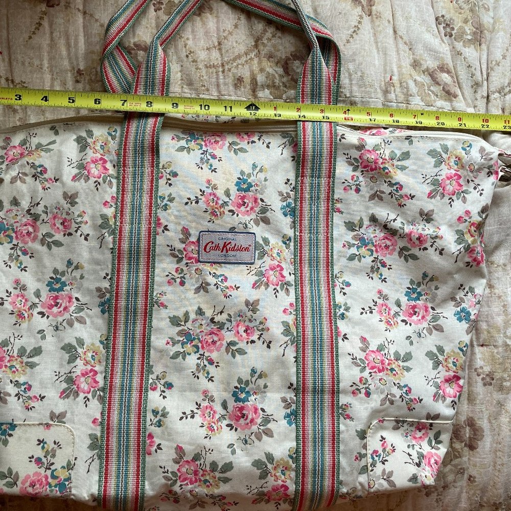 EUC Cath Kidston Overnight Weekender Floral Bag with Zipper Pouch